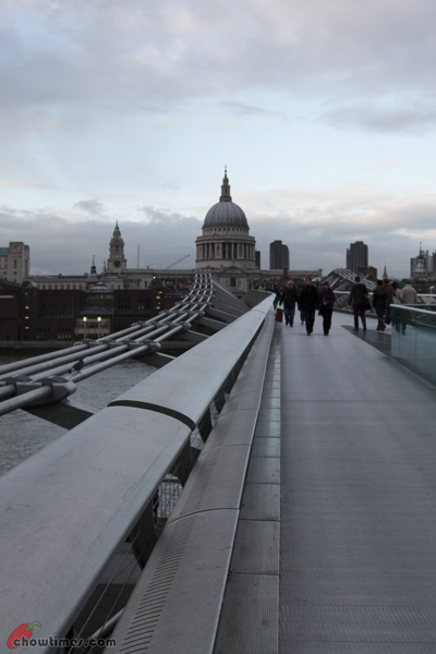London-Day-4-Crossing-The-Millenium-Bridge-01