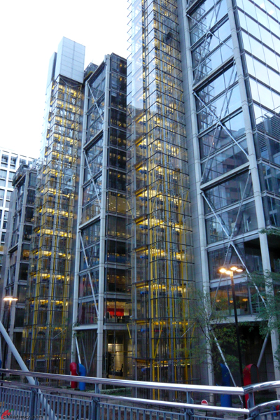 London-2012-Day-9-London-Buildings-30