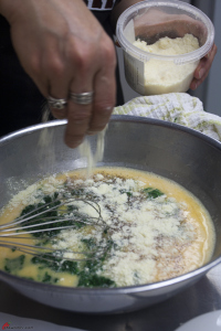 Omelette-with-Spinach-and-Cheese-7